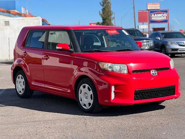 2014 Scion xB RS image 0