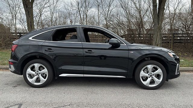 2023 Audi Q5 Premium Plus image 2