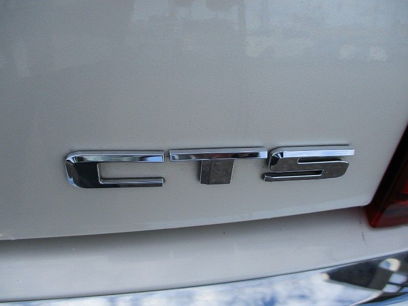 2009 Cadillac CTS null image 6