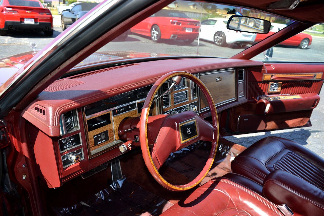 1983 Cadillac Seville null image 14