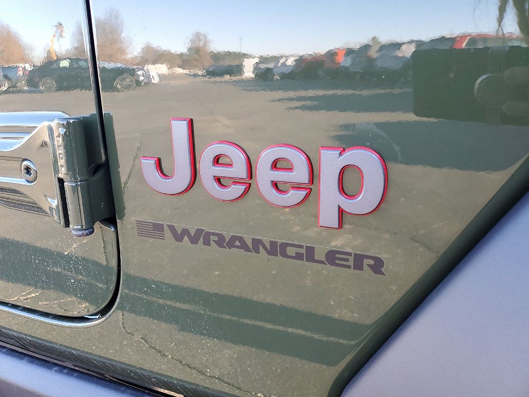 2024 Jeep Wrangler Rubicon image 5
