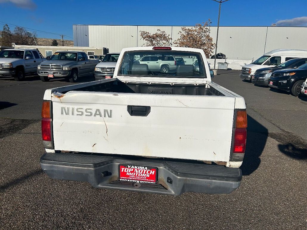1997 Nissan Pickup null image 4