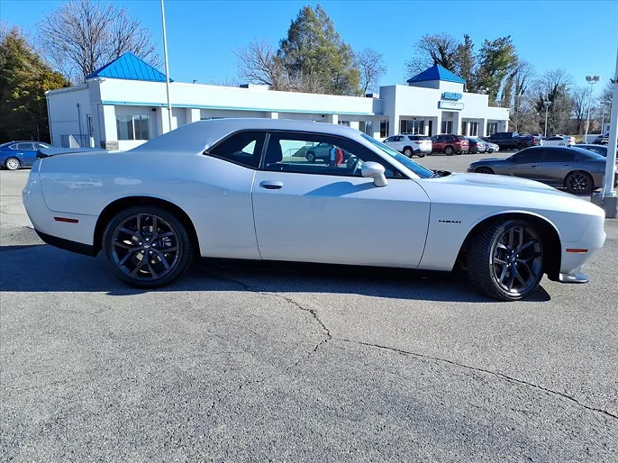 2022 Dodge Challenger