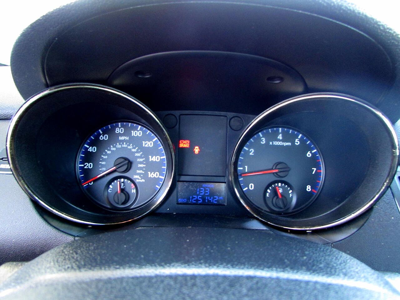 2011 Hyundai Genesis Track image 36
