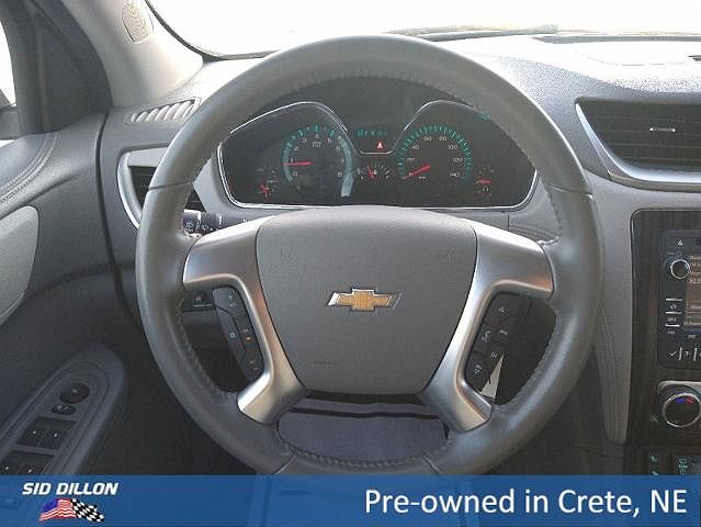 2014 Chevrolet Traverse LT image 1