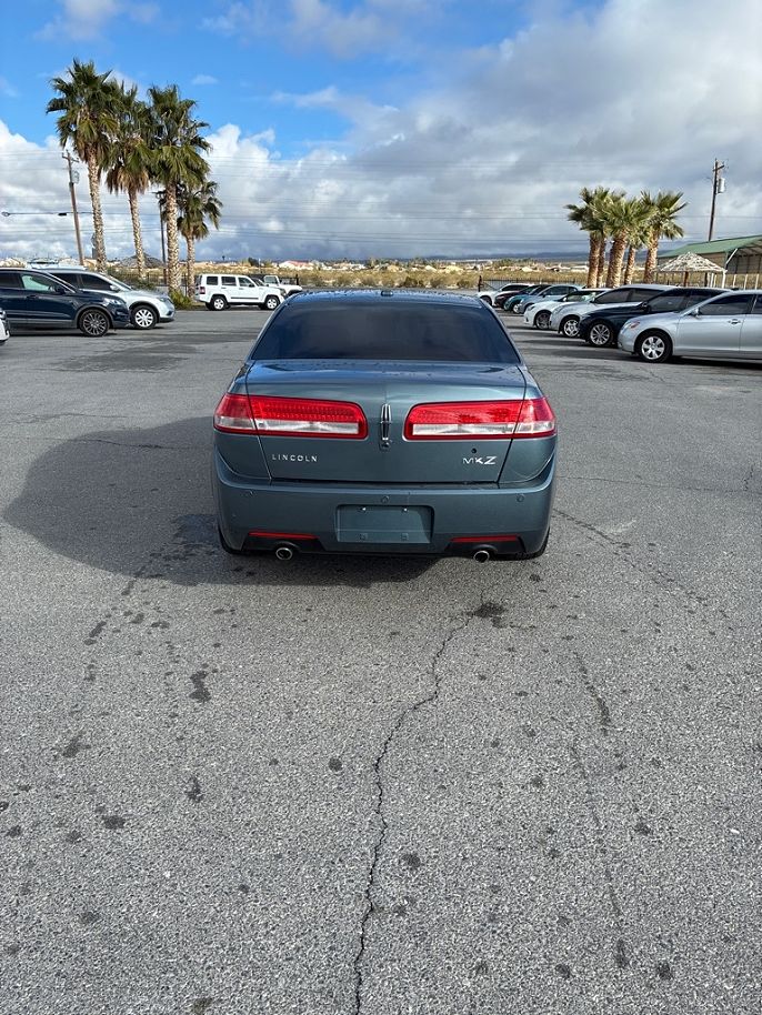 2011 Lincoln MKZ