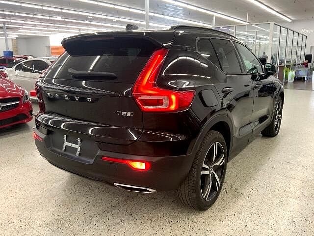 2020 Volvo XC40