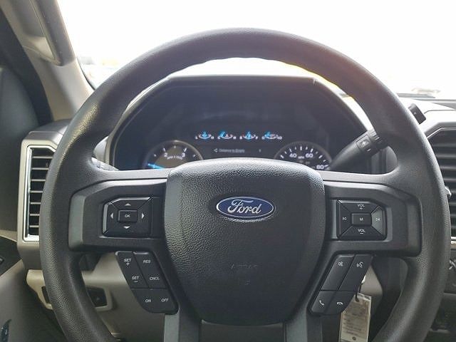 2018 Ford F-550 XLT image 9