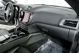 2022 Maserati Ghibli