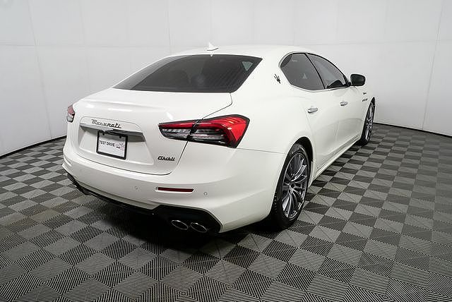 2022 Maserati Ghibli