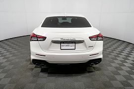 2022 Maserati Ghibli