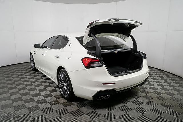 2022 Maserati Ghibli