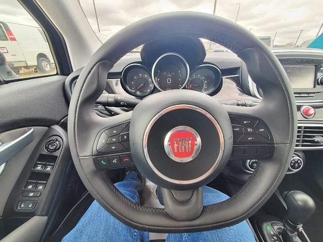 2016 Fiat 500X Easy image 13