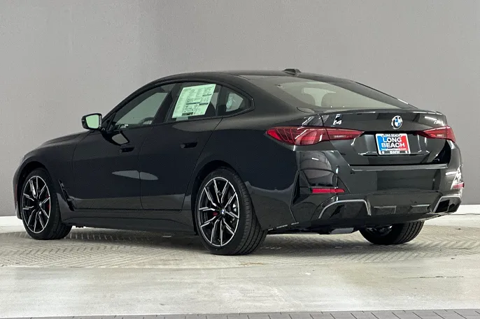 2026 BMW i4