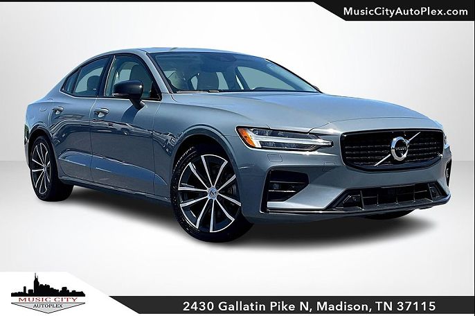 2022 Volvo S60