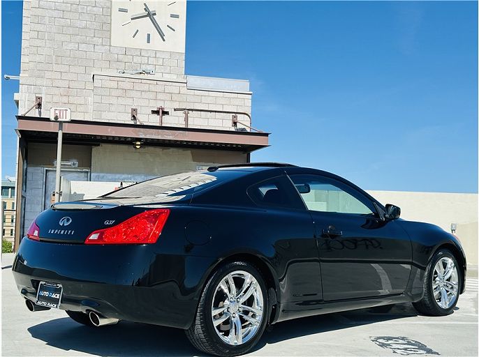 2009 Infiniti G37