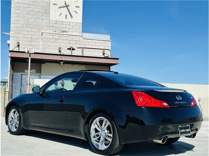 2009 Infiniti G37