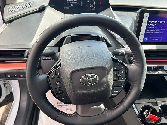 2023 Toyota Prius Prime SE photo 2