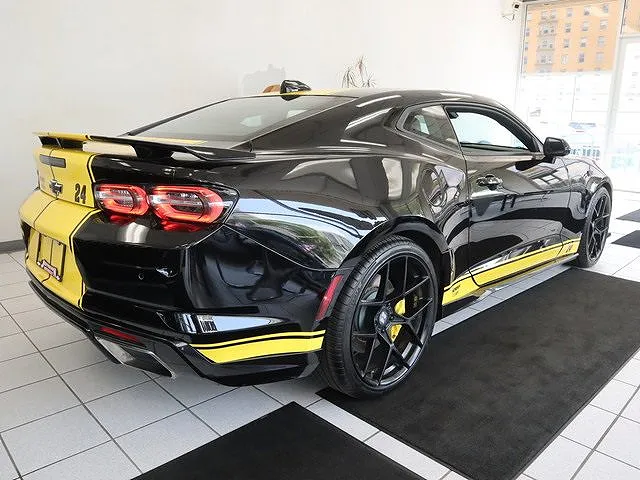 2020 Chevrolet Camaro SS image 2