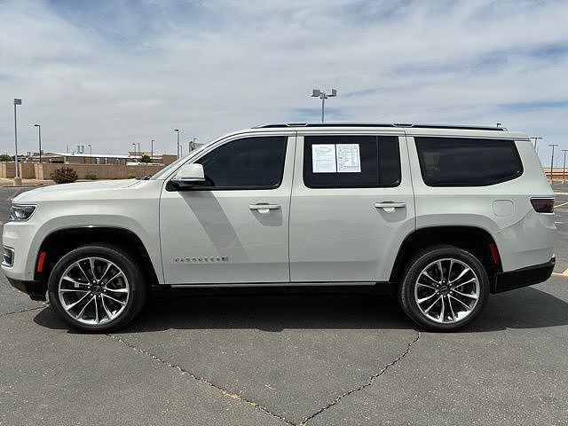 2022 Jeep Wagoneer