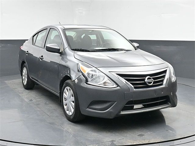 2019 Nissan Versa