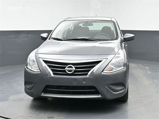 2019 Nissan Versa