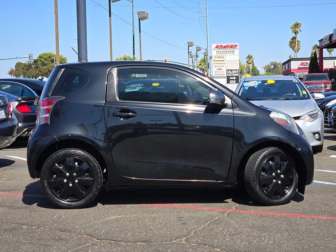 2013 Scion iQ
