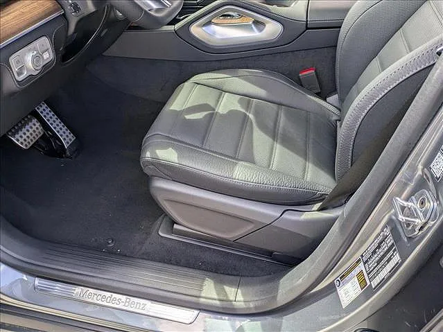 2025 Mercedes-Benz GLS