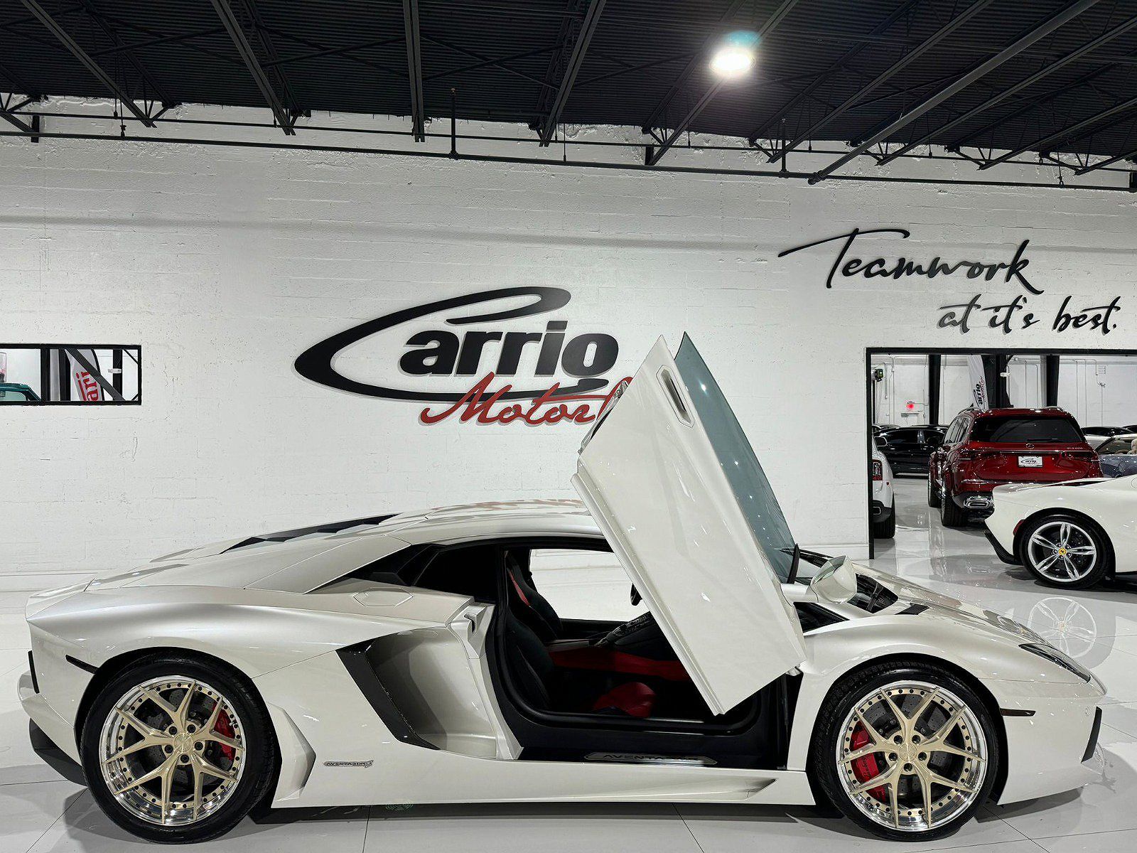 2013 Lamborghini Aventador LP700 image 14