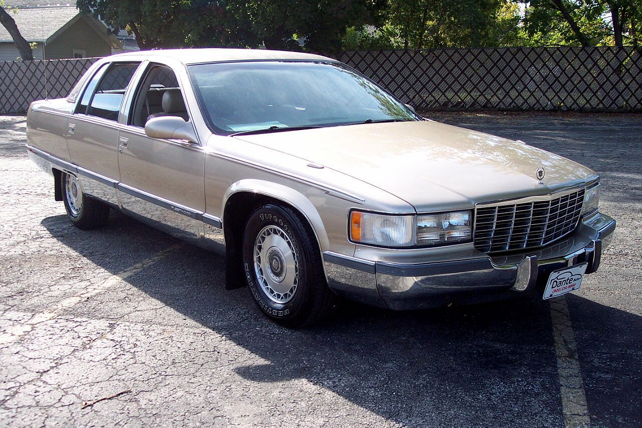 1995 Cadillac Fleetwood null image 7