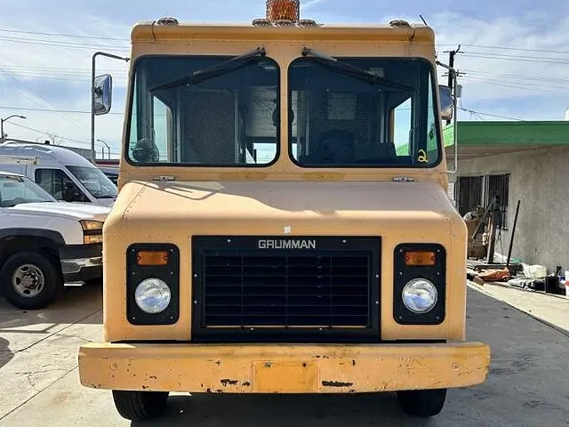 1997 GMC P3500