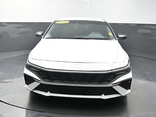 2025 Hyundai Elantra