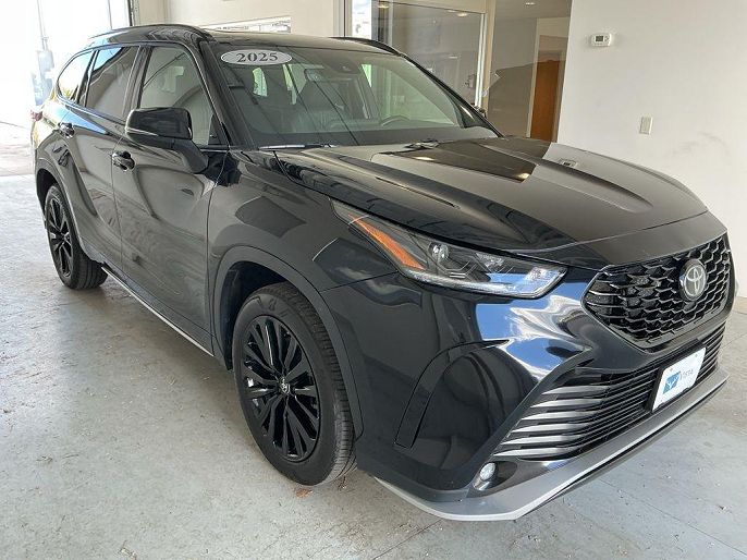 2025 Toyota Highlander