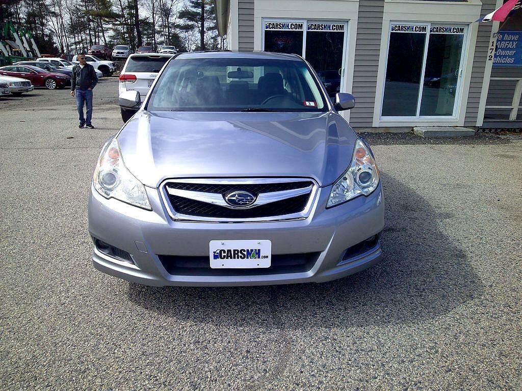 2011 Subaru Legacy 3.6 R Premium image 1