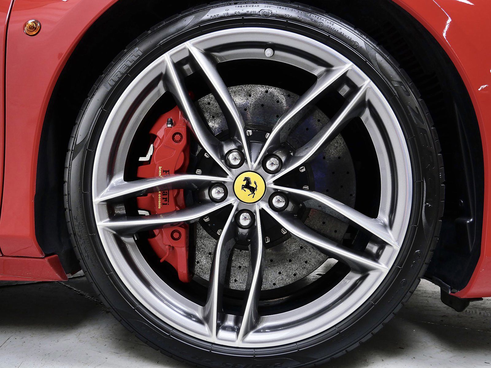 2017 Ferrari 488 Spider image 10