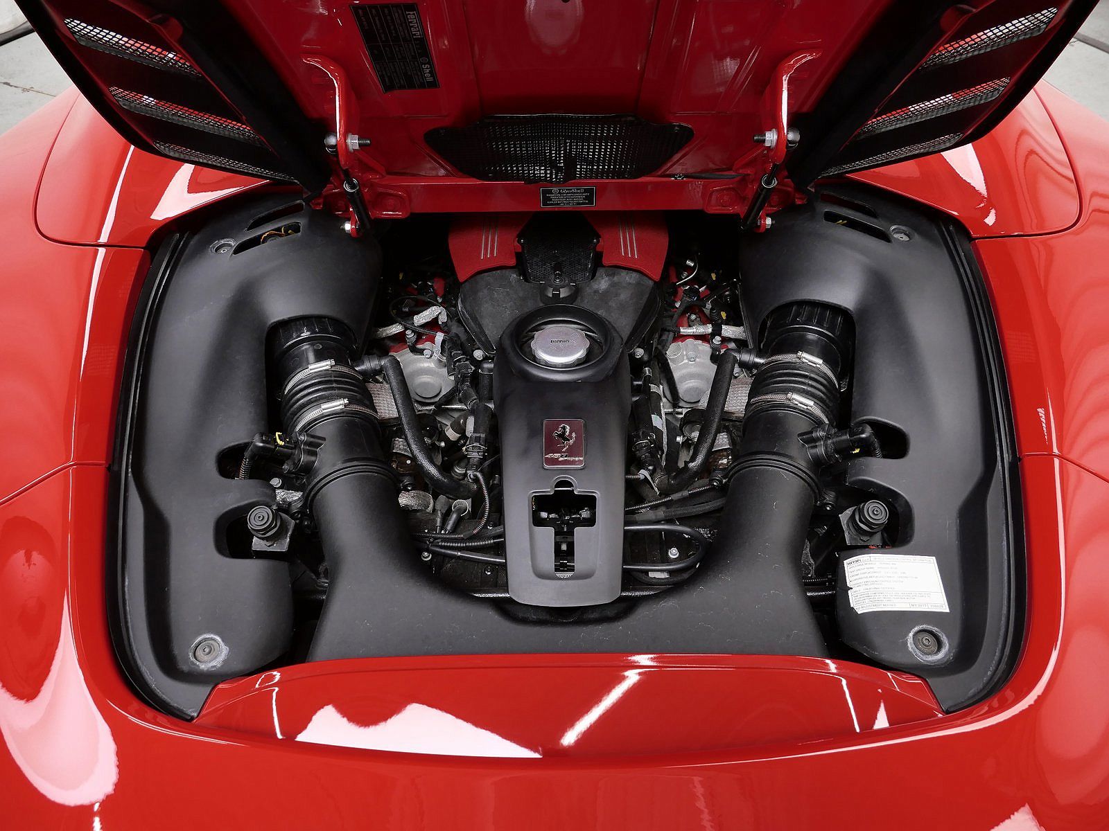 2017 Ferrari 488 Spider image 32