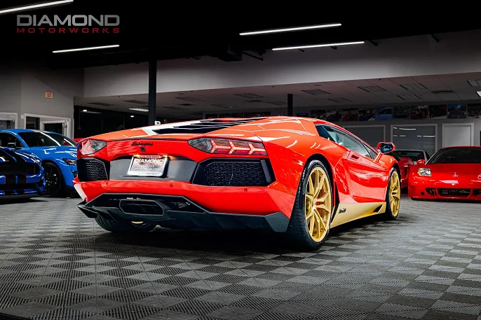 2017 Lamborghini Aventador