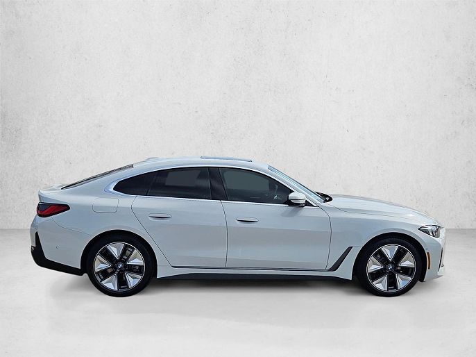 2026 BMW i4