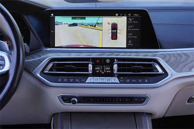 2022 BMW X7