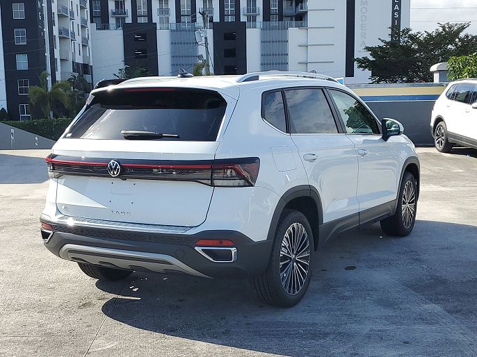 2025 Volkswagen Taos