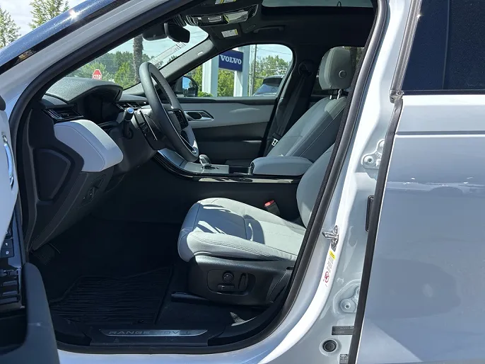 2026 Land Rover Range Rover Velar