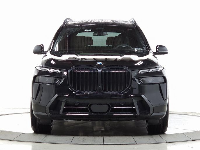 2025 BMW X7