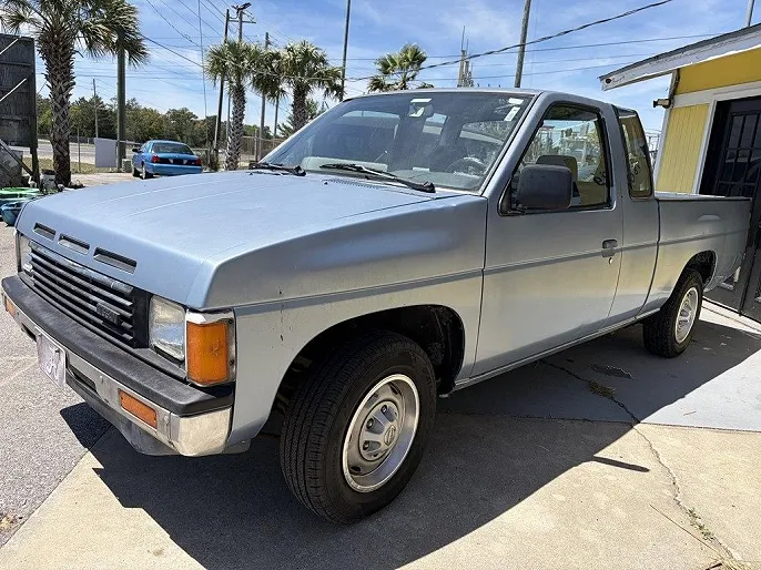 1986 Nissan Pickup