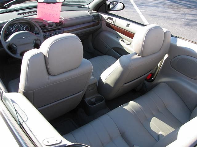 2001 Chrysler Sebring LXi image 5