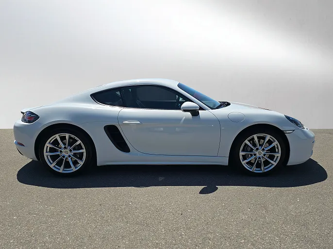 2019 Porsche 718 Cayman