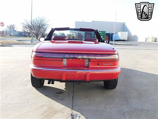 1990 Buick Reatta null image 3