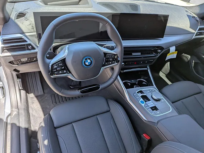 2026 BMW i4