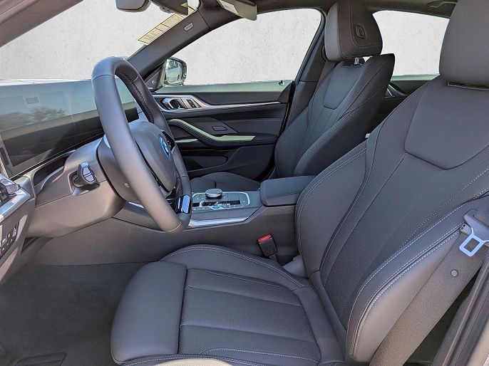 2026 BMW i4