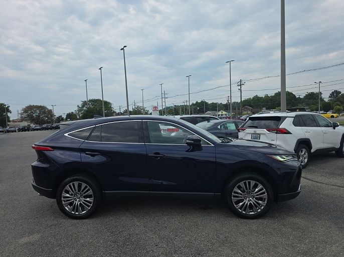 2023 Toyota Venza