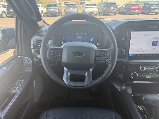 2025 Ford F-150 Lariat photo 10